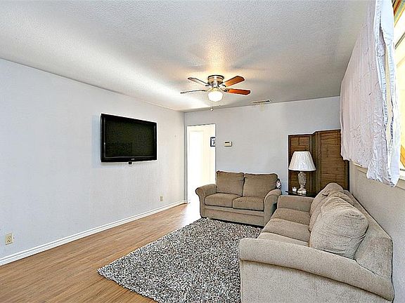 4th image of 7700 Collett Dr