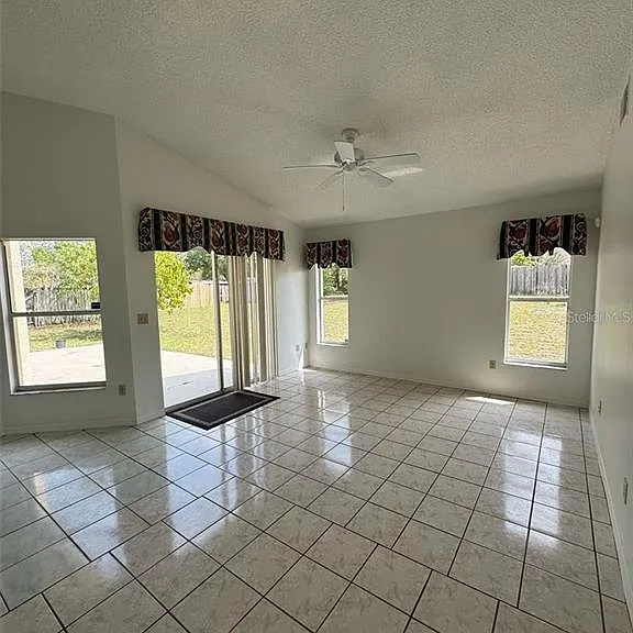 6724 Callie Rd — Photo 4