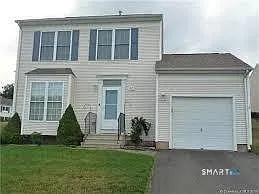 3 bed, 1.5 bath, 1406 sqft, $2,700 — Photo 1
