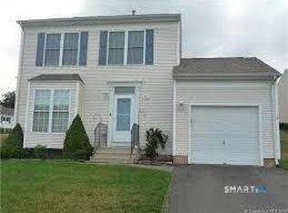 37 Heather Ln #37, Suffield, CT 06078