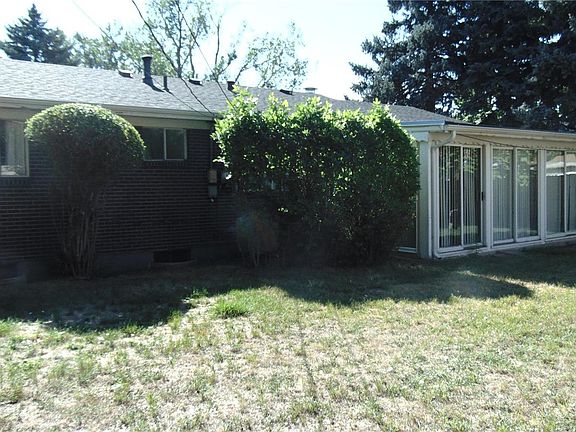 2nd image of 395 Saulsbury Street