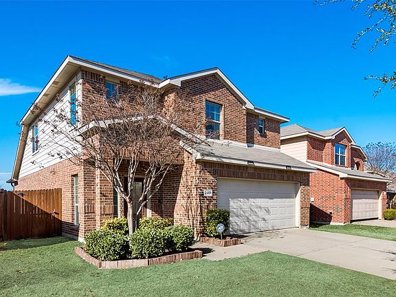 2nd image of 2007 Whispering Hills Dr