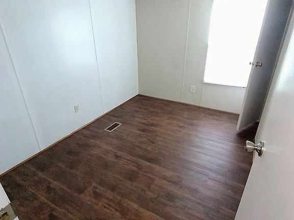 5th image of 8355 Lee Rd #2969a3ad9