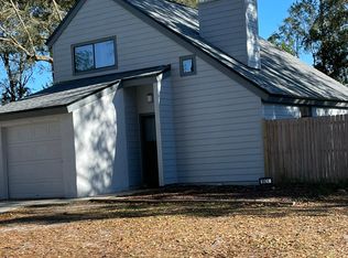 4926 Mandellynn Ct, Jacksonville, FL 32217