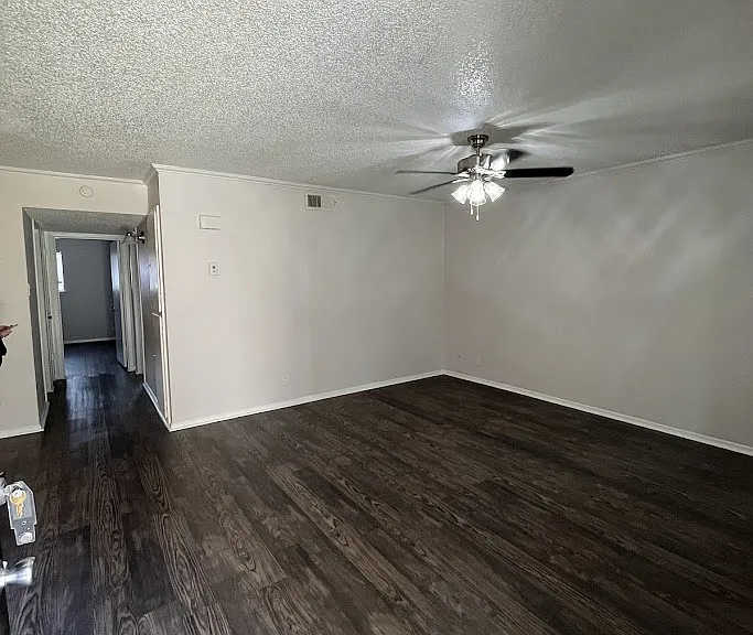 Juniper Springs Apartments — Photo 115