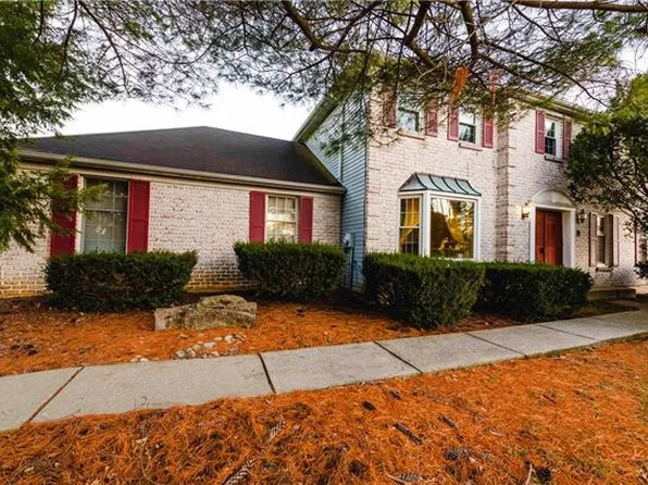 3541 Regent Ct, Allentown, PA 18103