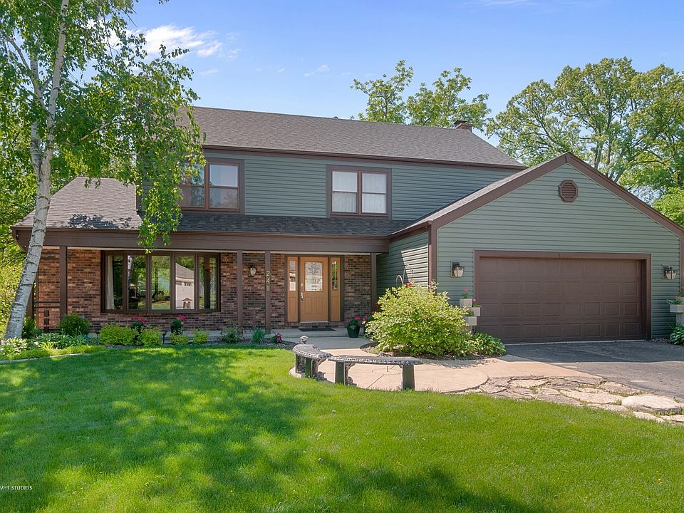 1st image of 241 Chasse Cir