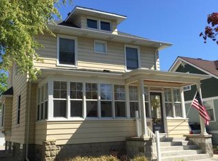 71 W 18th St, Holland, MI 49423