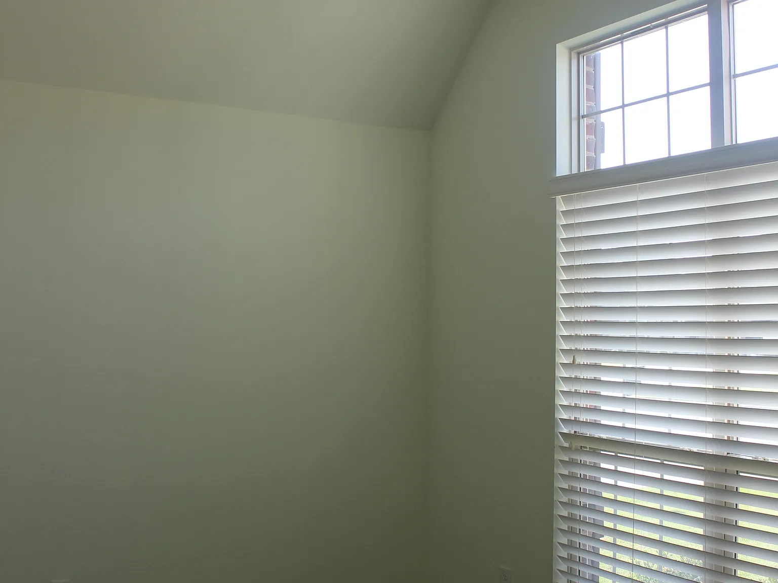 11909 E 105th Pl N- Modern 3BR with Study! Burberry Place, Owasso — Photo 3