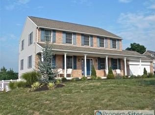 2865 Homestead Ct, Gilbertsville, PA 19525