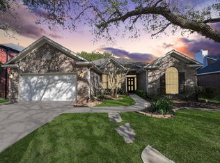 1222 Wood Haven Ct, Sugar Land, TX 77479
