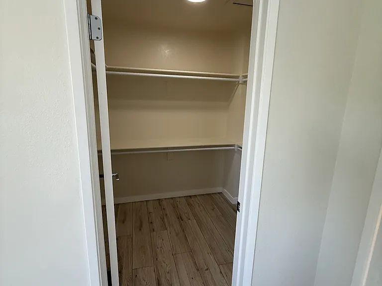 1011 San Rafael Ave #102 — Photo 11