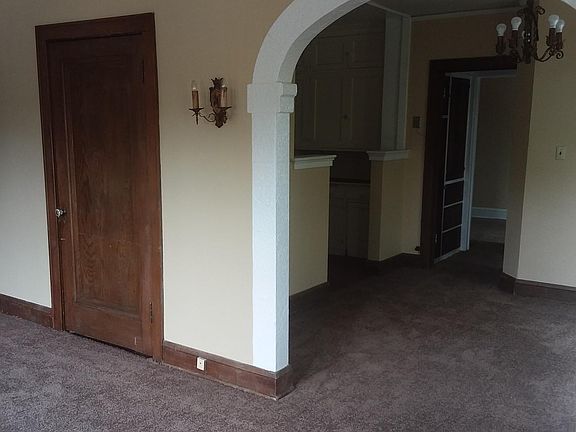 4th image of 1900 Upton Ave N APT 202