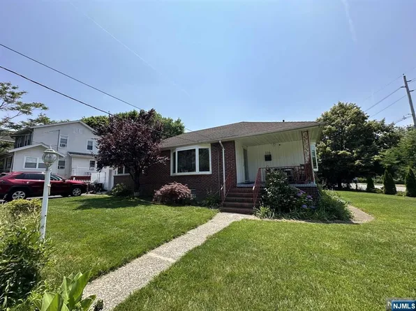 116 Sylvan Ave, Leonia, NJ 07605
