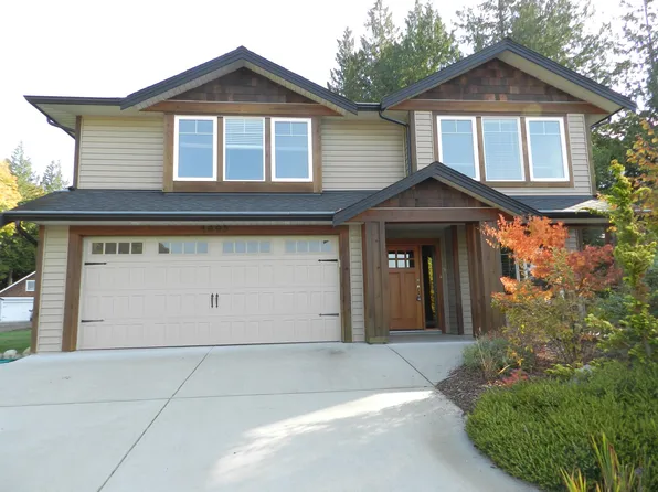 4995 Bay Rd, Sechelt, BC V7Z 0E9
