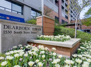 1530 S State St APT 421, Chicago, IL 60605
