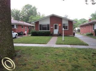 19332 Rensellor St, Livonia, MI 48152