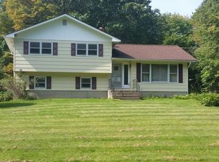 195 Mountain Rd, Pine Bush, NY 12566