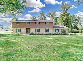 2501 Dogwood Dr, Lima, OH 45805