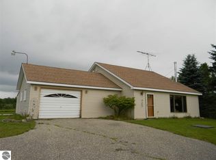 4189 Deckerville Rd, Lupton, MI 48635