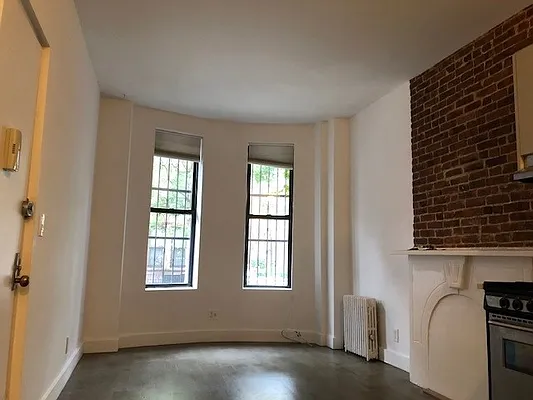 Rented by Parkway CRG Ltd. | media 15