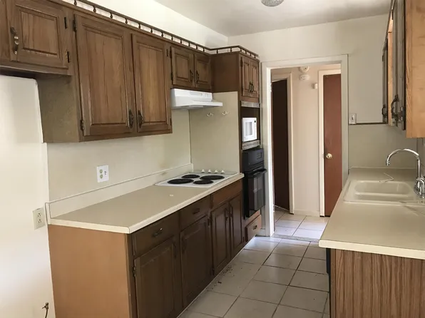 4220 Idlewood Dr, Wichita Falls, TX 76308