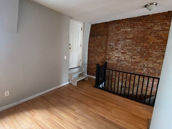 4th image of 2904 Frankford Ave Floor 3