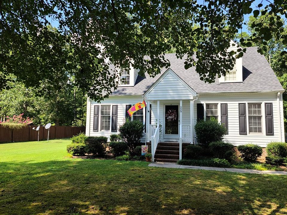 1st image of 229 Park St