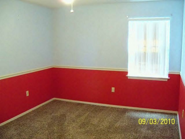 2nd image of 207 Hilltop Dr