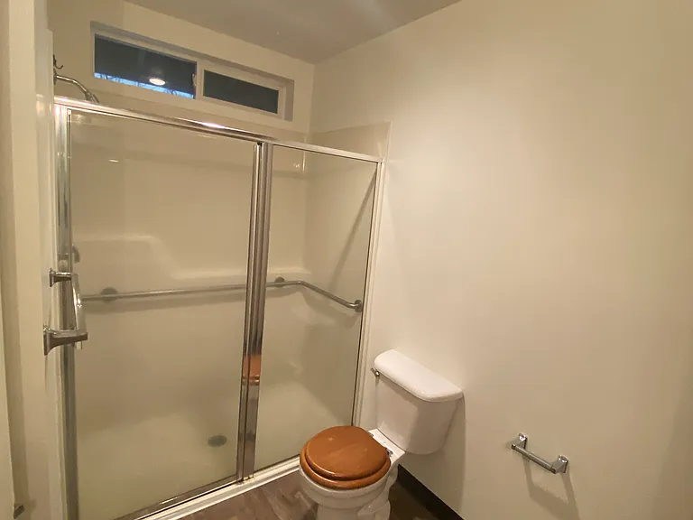 2086 NE Linnea Dr #2 — Photo 9