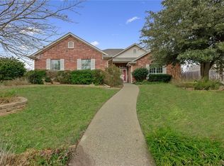 821 Cheyenne Trl, Hewitt, TX 76643