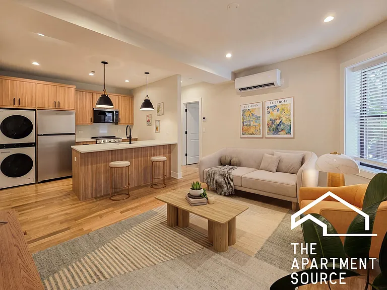 2239 N Bissell St #3N — Photo 3