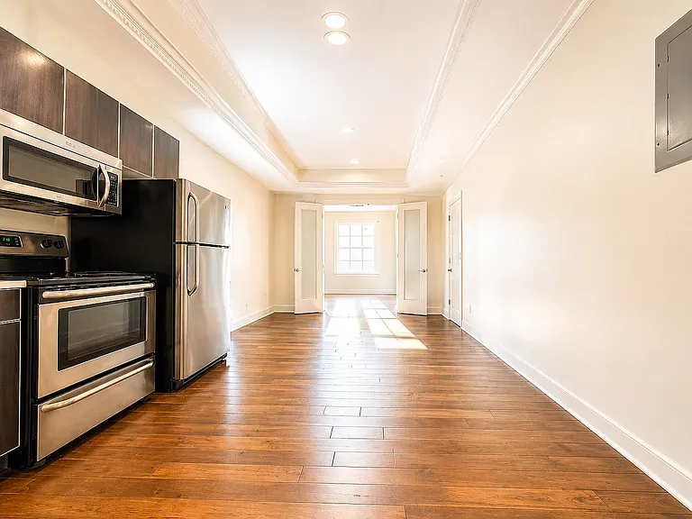 2 Agate Ct #3B — Photo 1