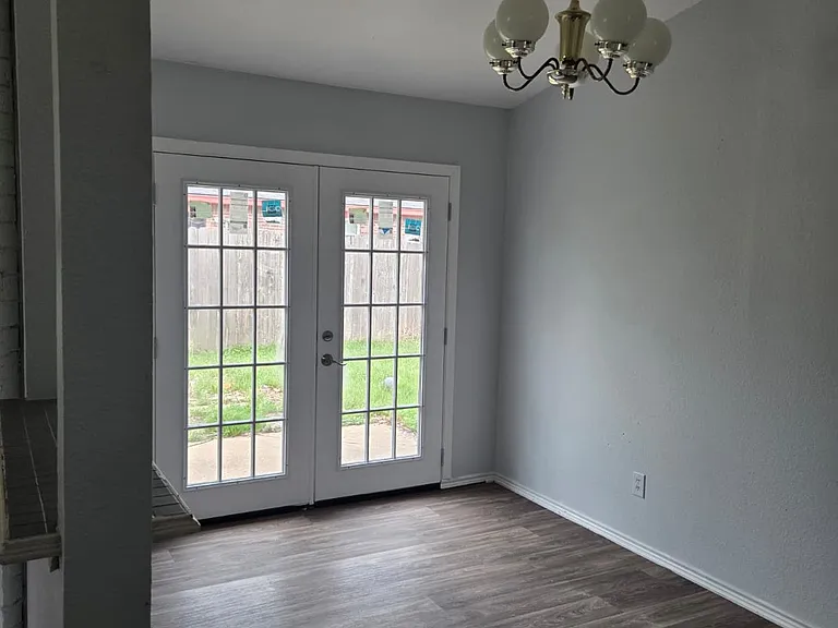 3009 Barnes Dr — Photo 8
