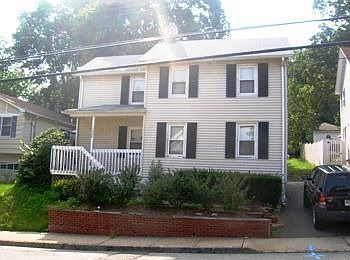 GREAT COLONIAL HOME!
