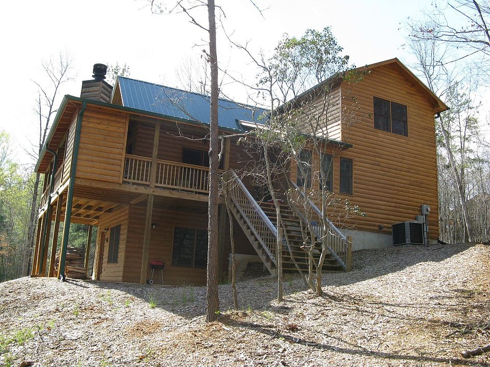 Back side of cabin