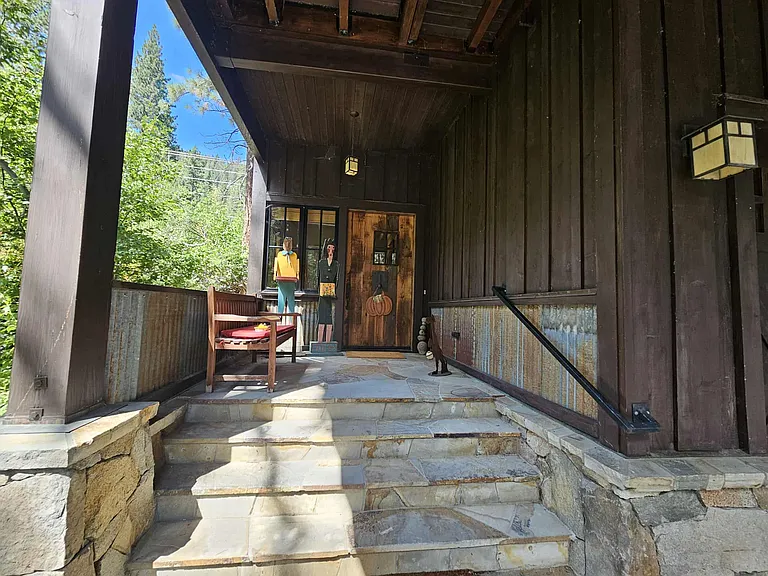 14174 Donner Ave — Photo 41