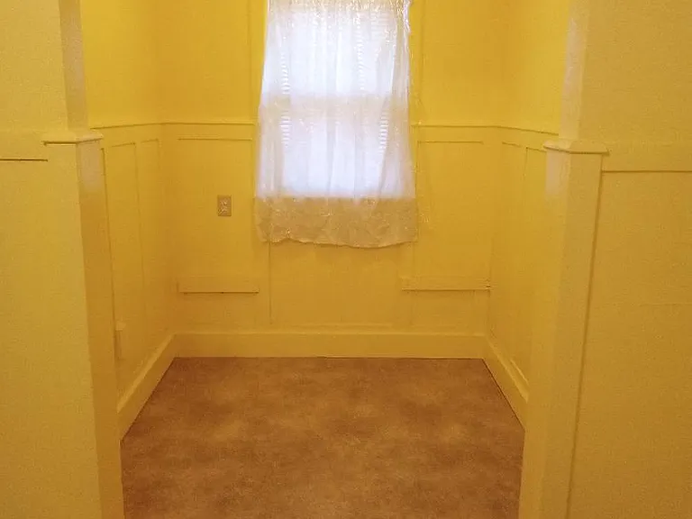 1311 N Waco Ave — Photo 5