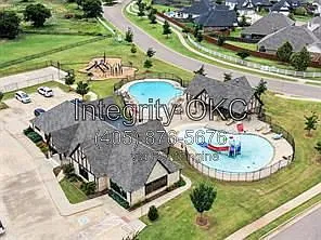 3 bed, 2.0 bath, 1500 sqft, $2,200 — Photo 4