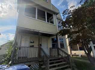 173 5th St #3, Bridgeport, CT 06607