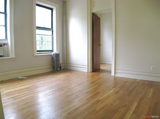 1905 22nd Rd APT 33, Astoria, NY 11105