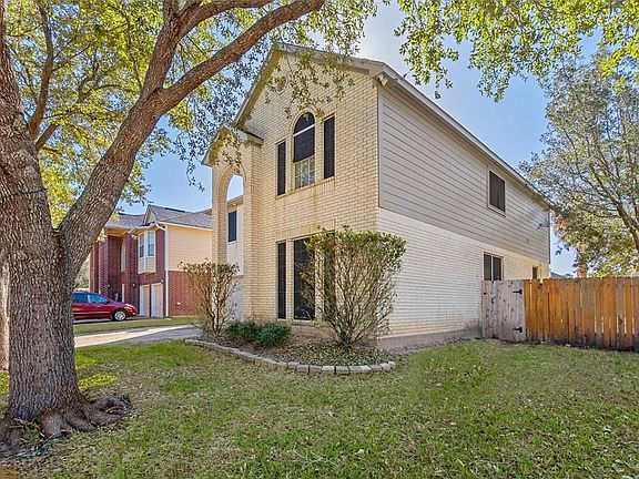 3rd image of 20235 Black Canyon Dr