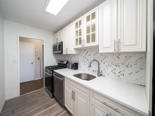 201 Saint Pauls Ave APT 12V, Jersey City, NJ 07306