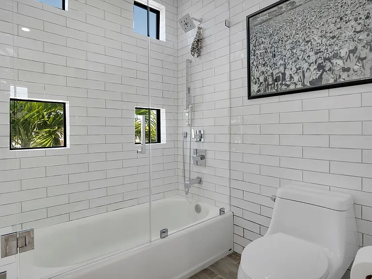 273 W Seaview Dr — Photo 35