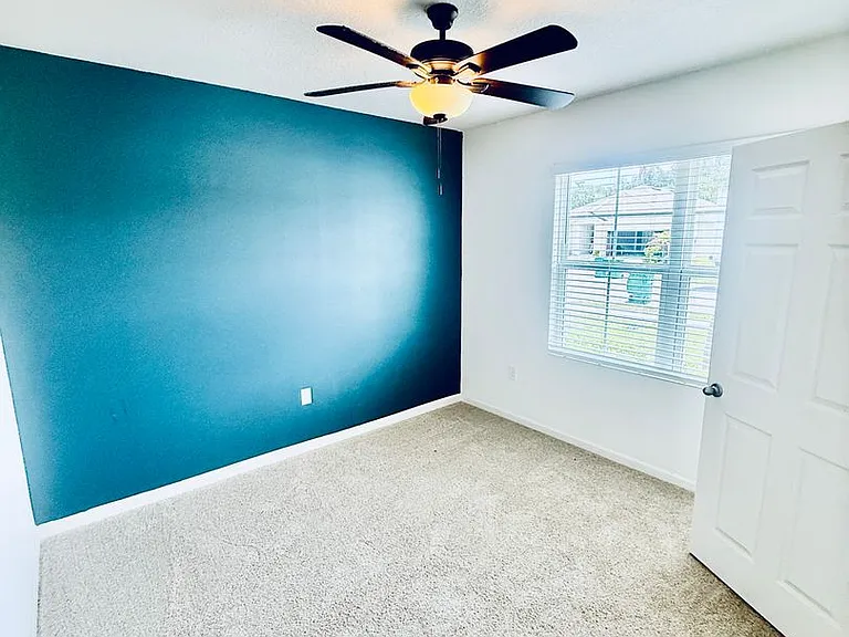 465 Sorrento Dr — Photo 3