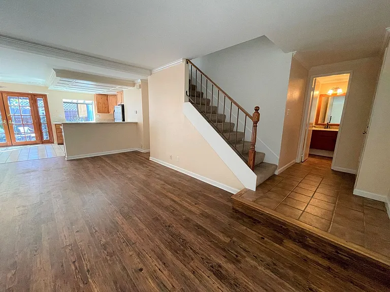 1206 Llama Ct — Photo 6