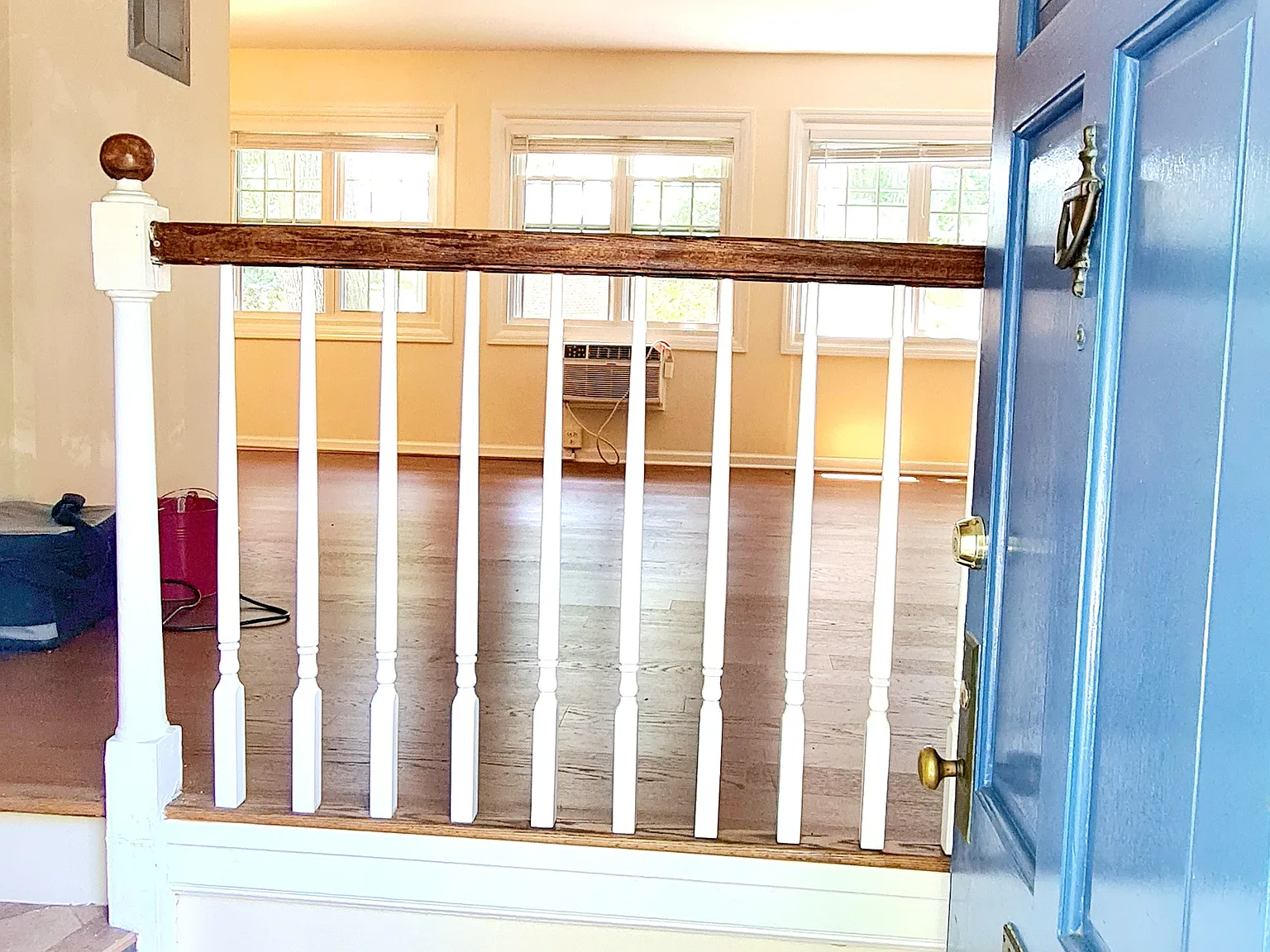 2 bed, 930 sqft, $2,500 — Photo 2
