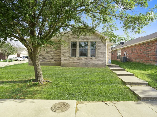 3038 Casa Bella Dr, Arlington, TX 76010