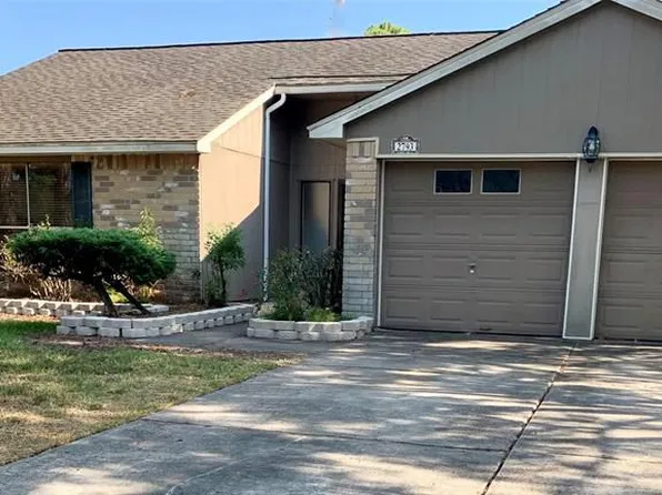 2793 Spring Moss Dr, League City, TX 77573