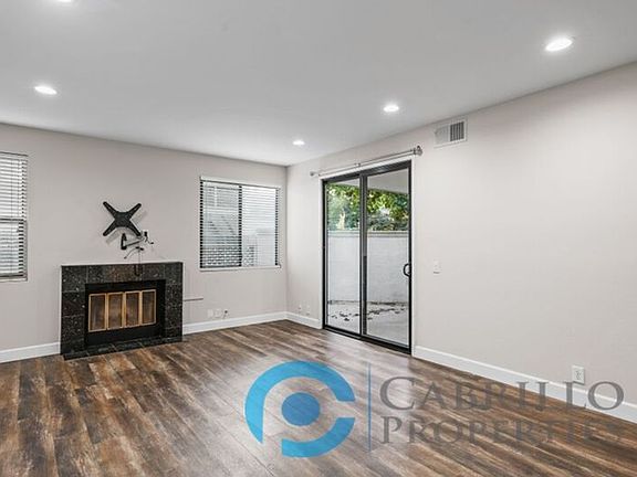 3rd image of 2236 River Run Dr Unit 225